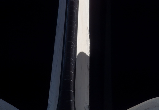 STS117-E-05081