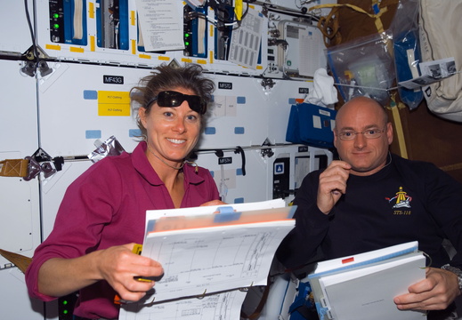 STS118-E-05520