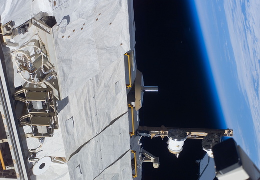 STS118-E-07228