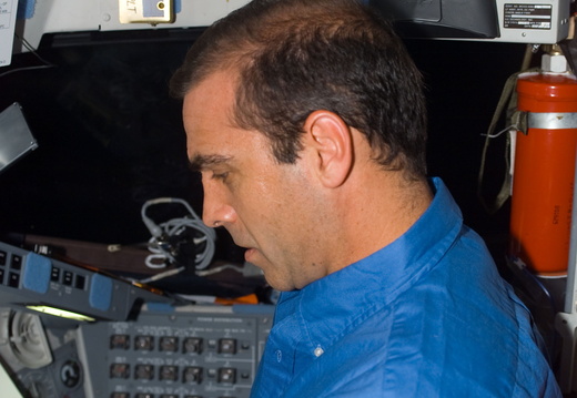 STS118-E-09370