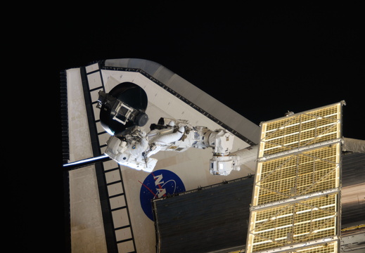 STS118-E-09896