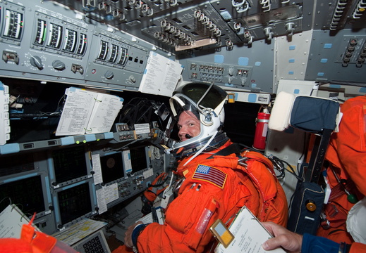 STS119-E-05009