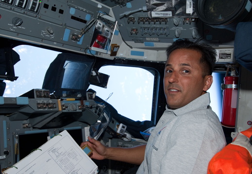 STS119-E-06400