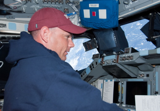 STS119-E-06401