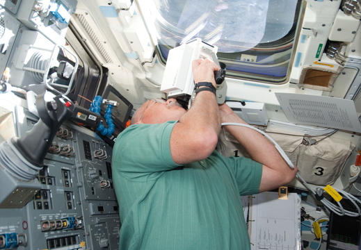 STS119-E-06405