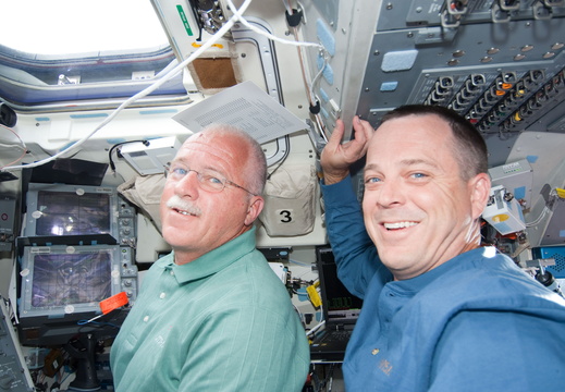 STS119-E-06413