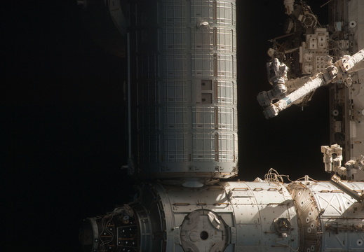 STS119-E-06500