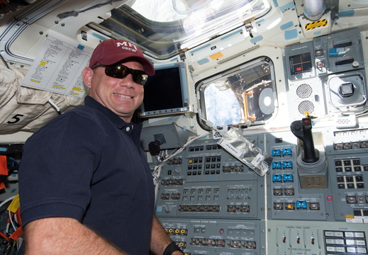 STS119-E-06566