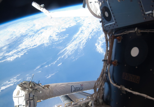 STS119-E-06728