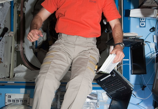 STS119-E-06737