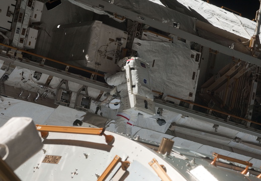STS119-E-06812