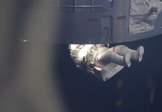 STS119-E-06832