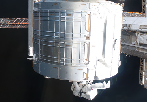 STS119-E-06858