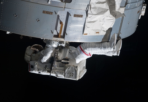 STS119-E-06873
