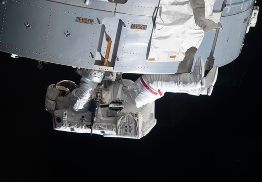 STS119-E-06874