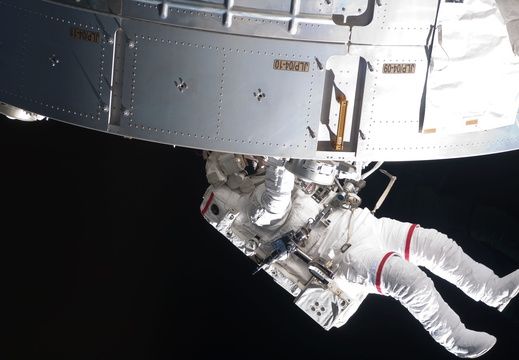 STS119-E-06879