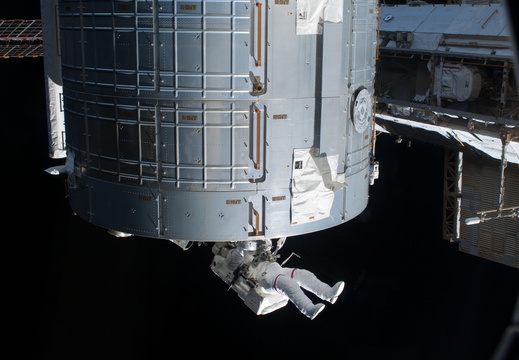 STS119-E-06886