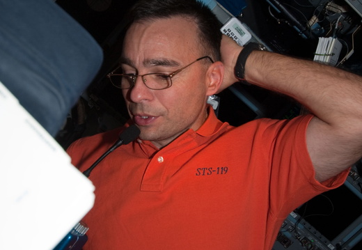 STS119-E-06895
