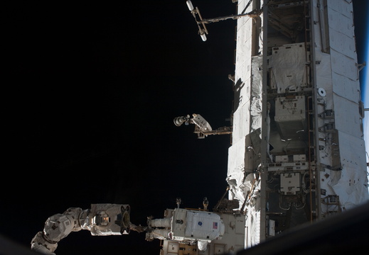 STS119-E-07209