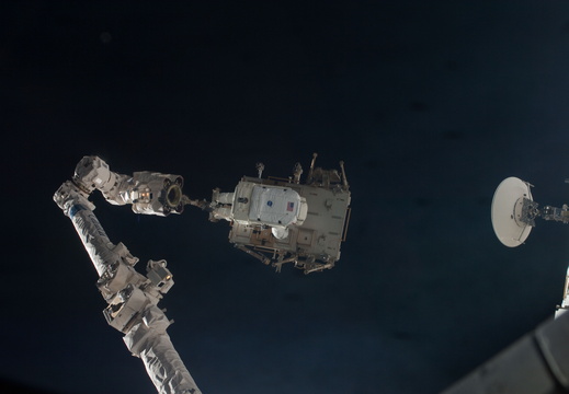 STS119-E-07224