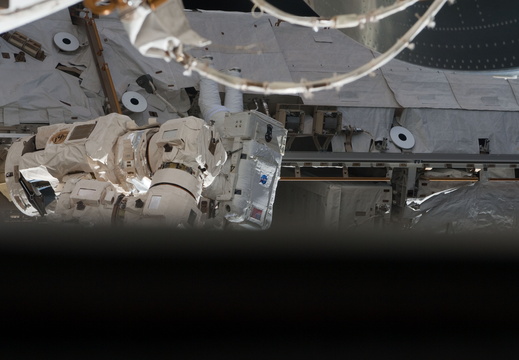 STS119-E-07232
