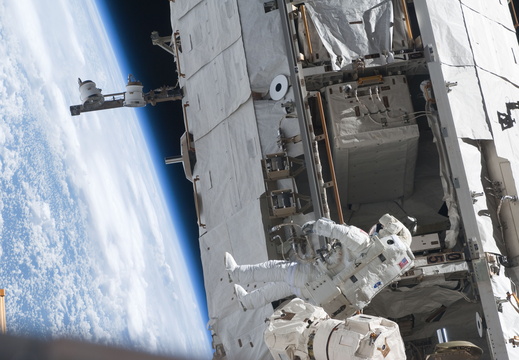 STS119-E-07243