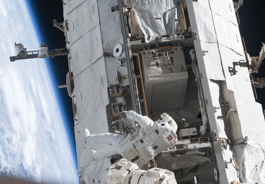 STS119-E-07246