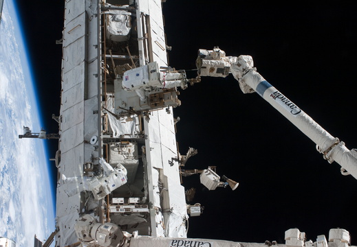 STS119-E-07268