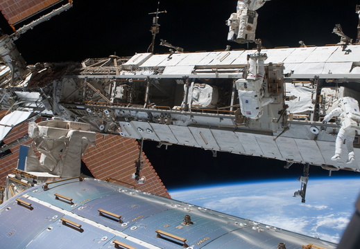 STS119-E-07277