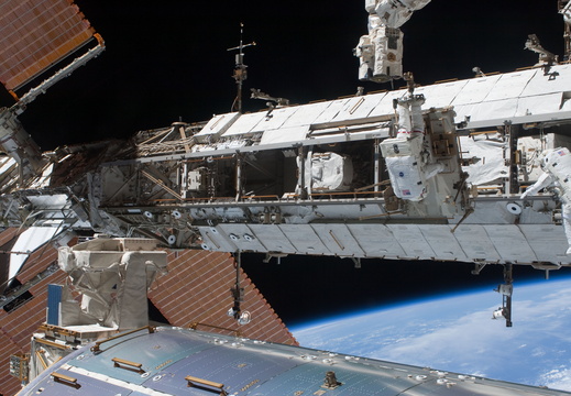 STS119-E-07283