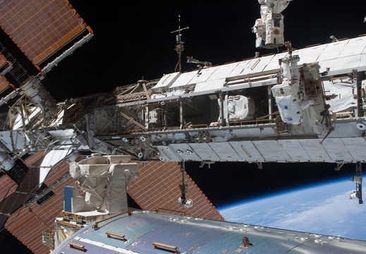 STS119-E-07284