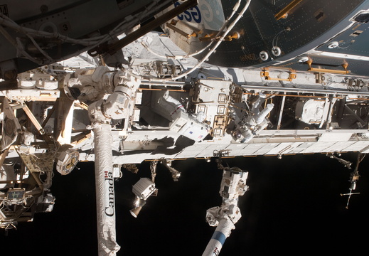 STS119-E-07321