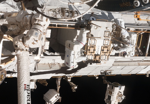 STS119-E-07331