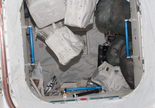 STS119-E-07368