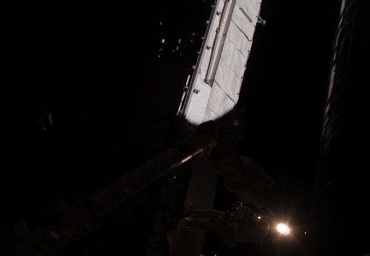 STS119-E-07402