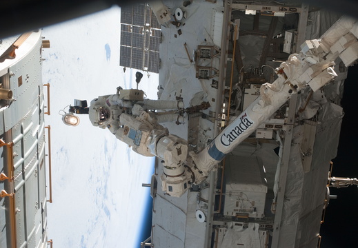 STS119-E-07437