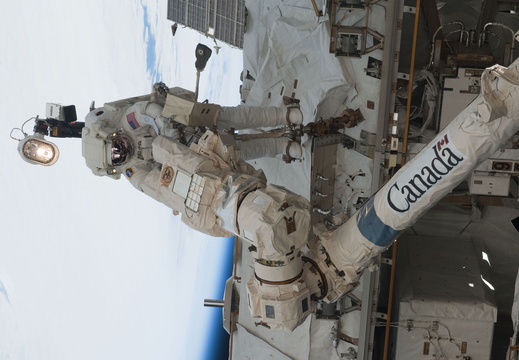 STS119-E-07442