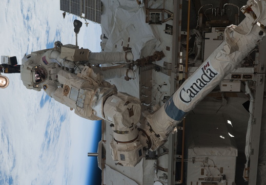 STS119-E-07444