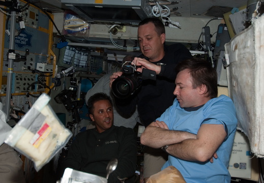 STS119-E-07541