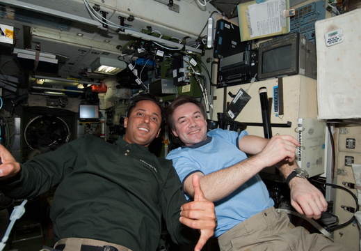 STS119-E-07561