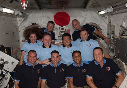STS119-E-07806