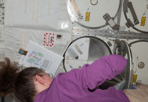 STS119-E-08149