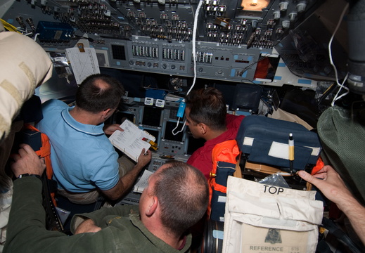 STS119-E-08181