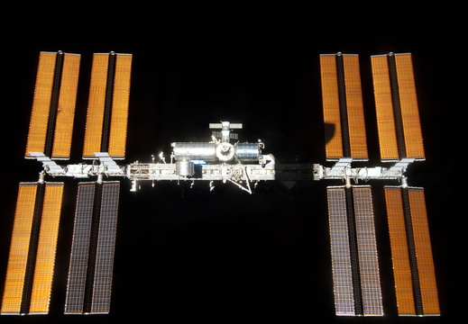 STS119-E-08263