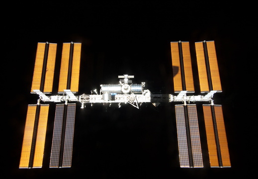 STS119-E-08270