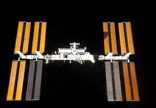 STS119-E-08283