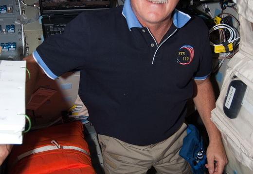 STS119-E-08472