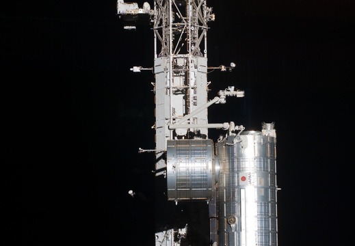 STS119-E-09213