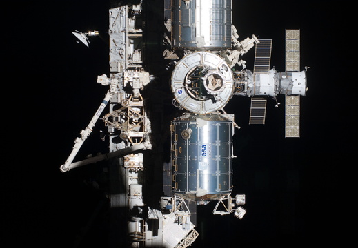 STS119-E-09217