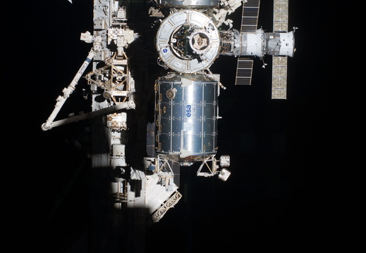STS119-E-09218